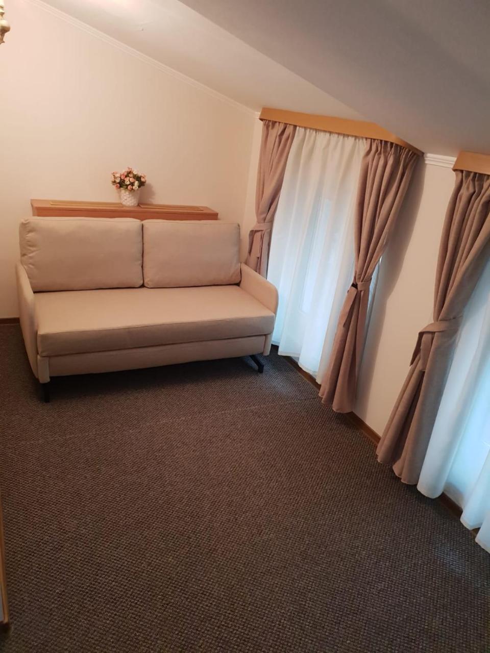 Downtown 4* Bukarest